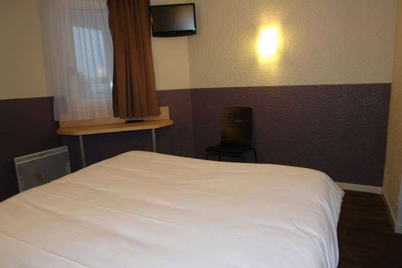B Hotel Caen Mondeville Mondeville  Bagian luar foto
